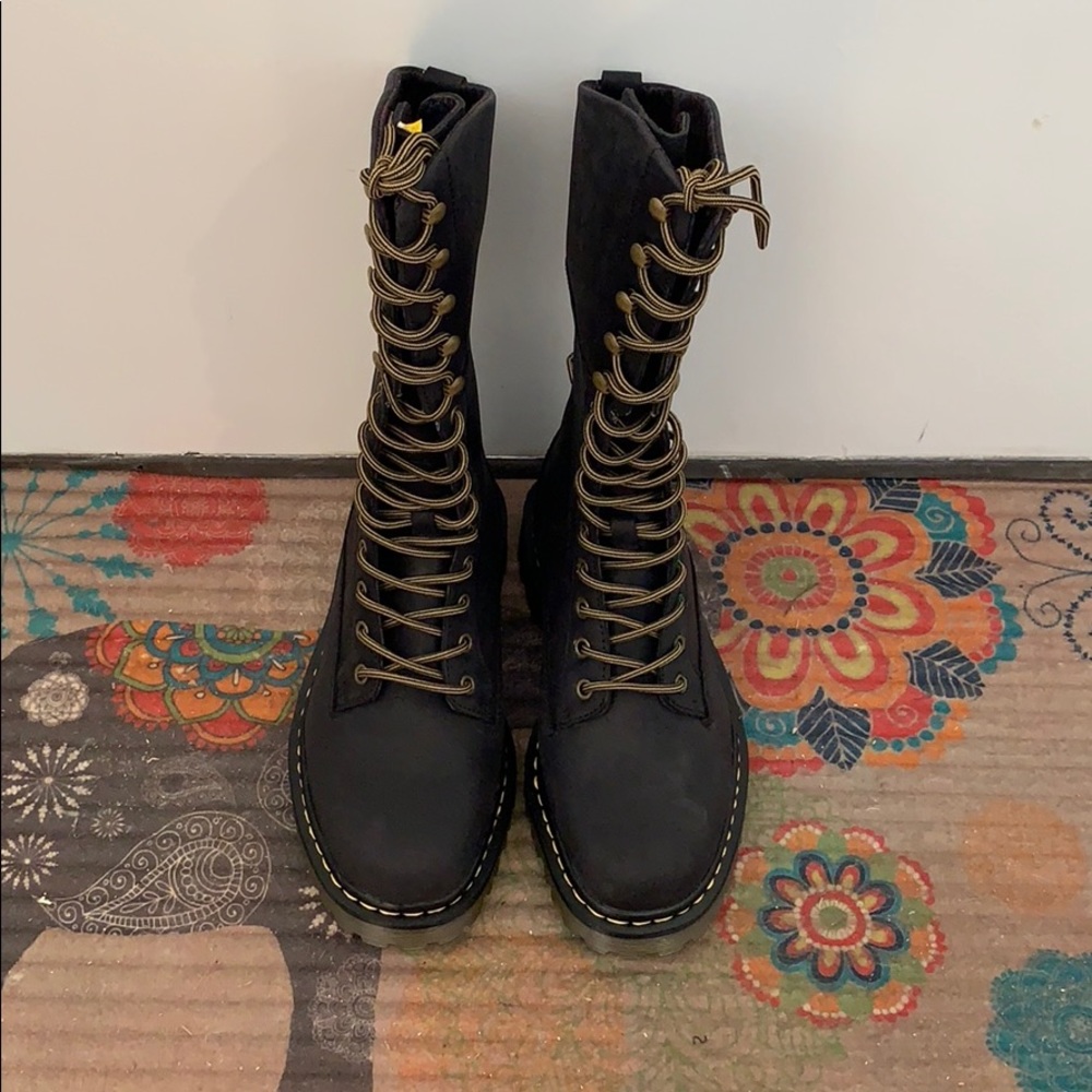 Women's Doc Marten Boots